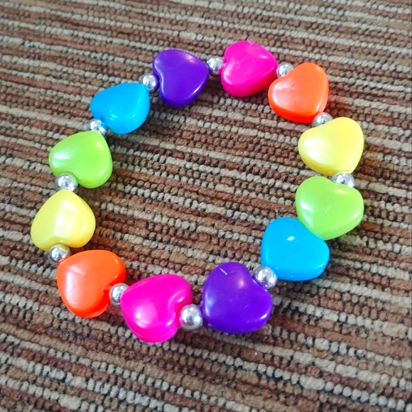 4 Pack Of Bright Colored Heart Bracelets! - Picture 3 of 6